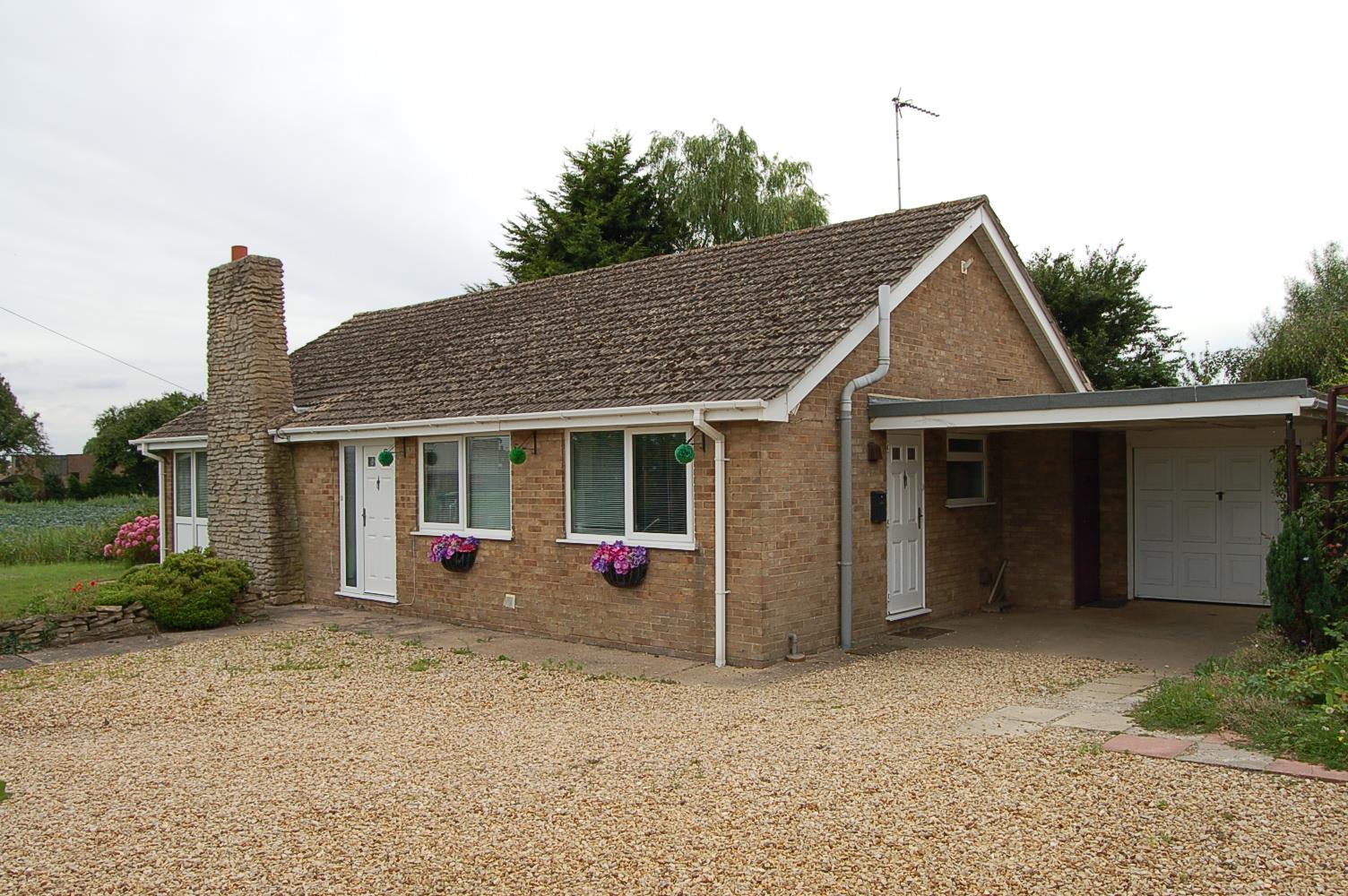 3 bedroom property in Fosdyke